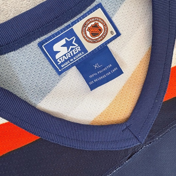 *SOLD* New York Islanders Vintage Fisherman STARTER Hockey Jersey - Picture 3 of 11